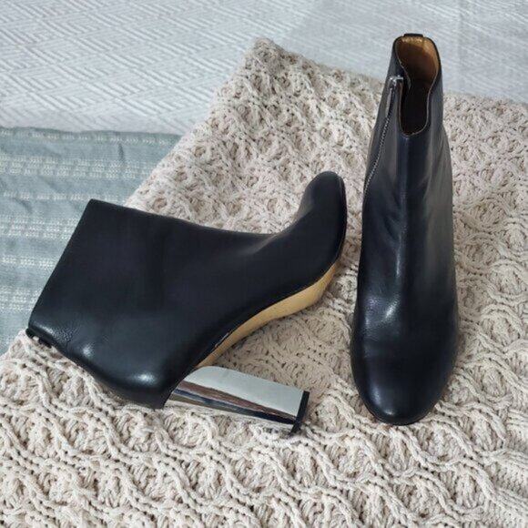 Limited Edition CK Savana Mirror Block Heel Leather Ankle Boots- US 8.5 - Picture 11 of 16